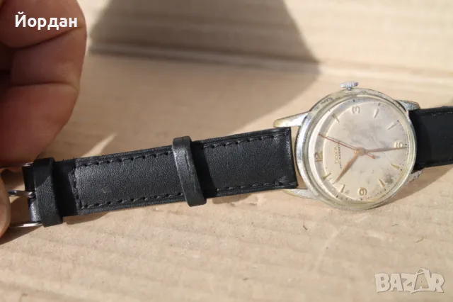 Швейцарски мъжки часовник ''Doxa'' , снимка 12 - Мъжки - 49483630