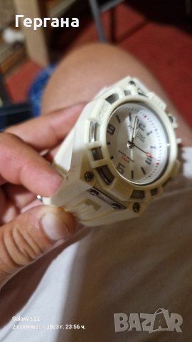 Водоустойчив часовник Q&Q , снимка 3 - Водоустойчиви - 42059963