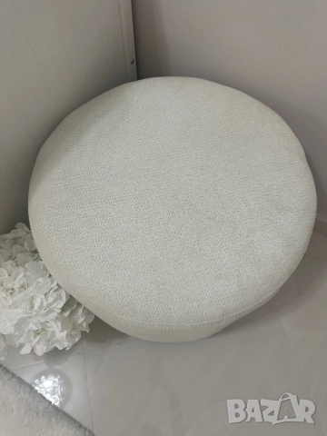 Пуф / табуретка, снимка 7 - Дивани и мека мебел - 51804332