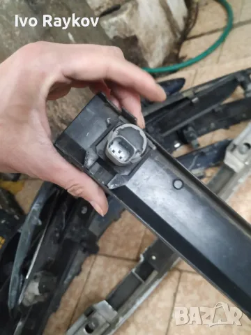 Лаисна , предна броня ,Парктроник за BMW 7 E65 E66 , 51117135578, снимка 7 - Части - 49960915