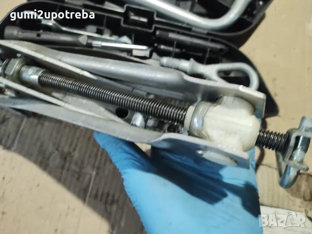 Авто Крик Авариен Крик Органайзер Audi A4 B6, снимка 7 - Аксесоари и консумативи - 47946364