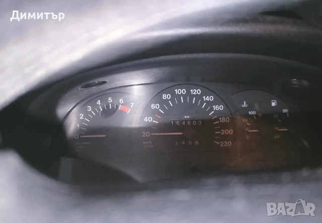 Opel Astra 1.6MI, снимка 11 - Автомобили и джипове - 52023967