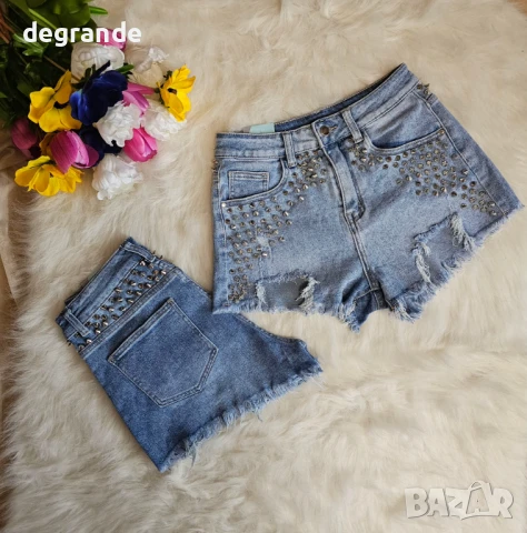 Модерни къси дънкови панталонки