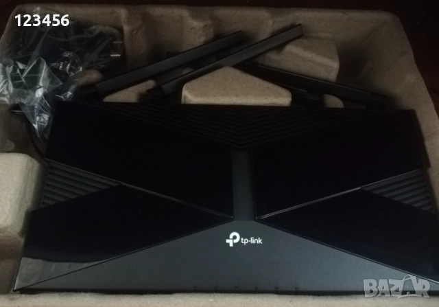 TP-Link Wi-Fi 6 Router, снимка 3 - Рутери - 52896315