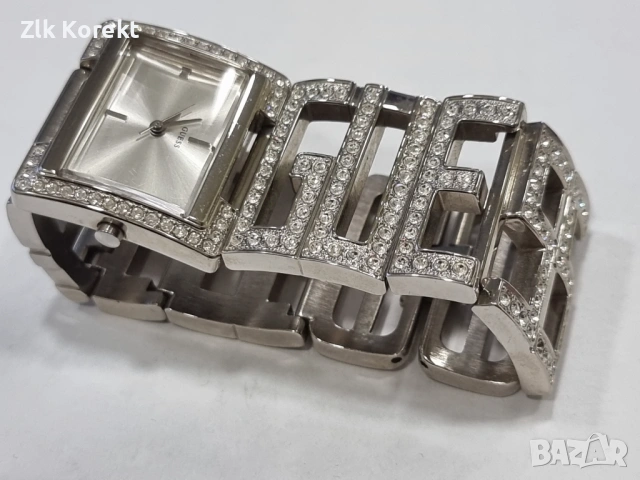 Дамски часовник Guess с кристали