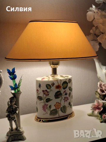 Настолна лампа, снимка 9 - Настолни лампи - 53013301