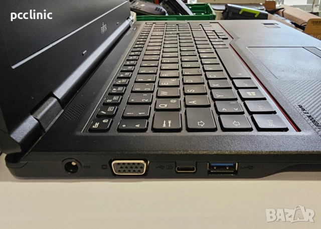 ЗА ЧАСТИ Fujitsu Lifebook me15a | intel core i5 8gen | DDR4 |15.6 inch | нова батерия , снимка 5 - Части за лаптопи - 53188720