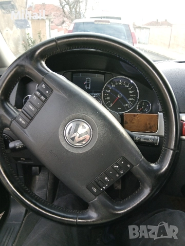 продава се Volkswagen Touareg, снимка 7 - Автомобили и джипове - 52692202