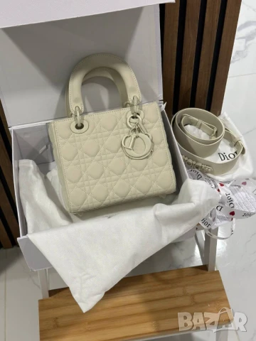 Чанта най-висок клас Естествена кожа Върви с кутия+сертификати+опаковки Всичко от снимката dior
