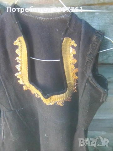 Народни носии , снимка 2 - Антикварни и старинни предмети - 54316826