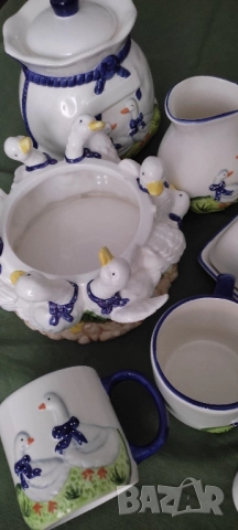 Порцеланов комплект от 11 части с декор "Патки", снимка 6 - Сервизи - 52232322