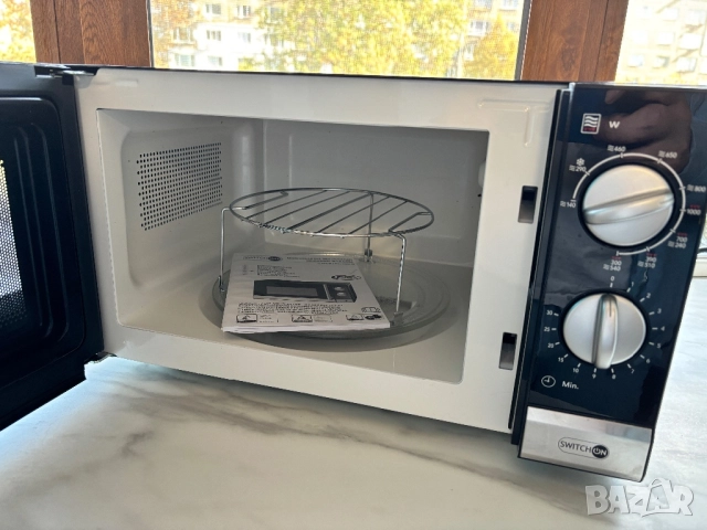 Микровълнова фурна SwitchOn 1000w, снимка 3 - Микровълнови - 51491136