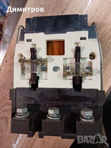 Продава контактор 100А