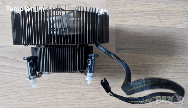 INTEL socket 775 LARGE BOX cooler, copper base, снимка 3 - Процесори - 54246050