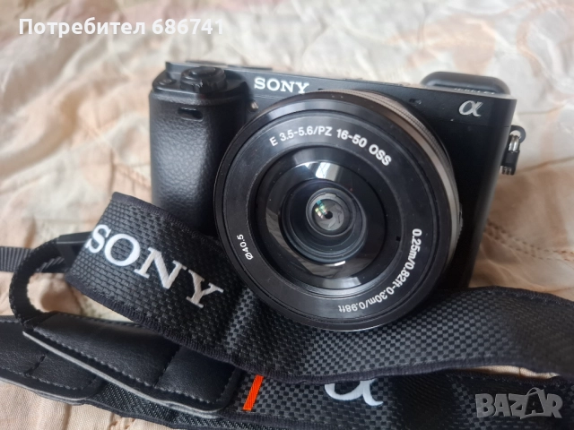Фотоапарат Sony A6000 на 1313 кадъра, снимка 1
