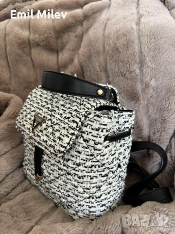 Дамска раница Guess