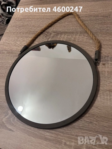 Малко стенено огледало, снимка 2 - Декорация за дома - 54230279