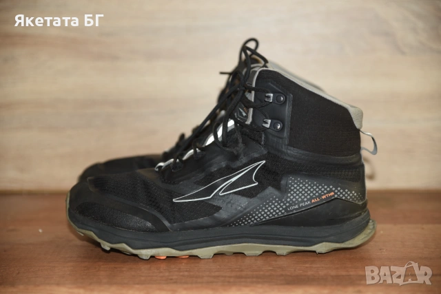 Altra Lone Peak All-Weather оригинални маратонки, номер 44, снимка 2 - Маратонки - 53905408