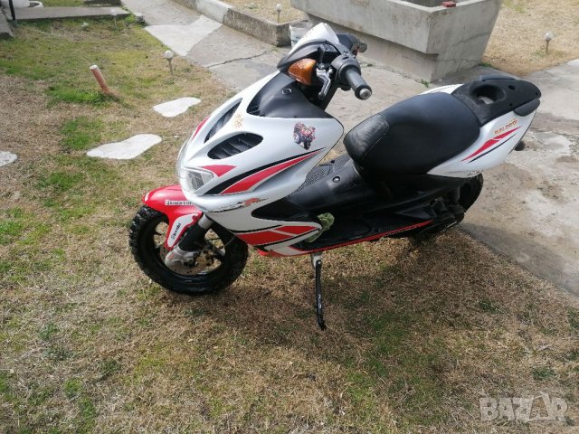 Yamaha Aerox / Ямаха Аерокс САМО НА ЧАСТИ 