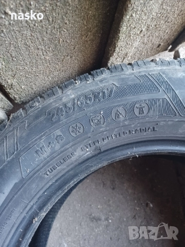 гуми 245.65.17, снимка 3 - Гуми и джанти - 52847003