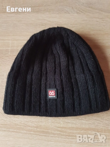 Зимна шапка 66 North