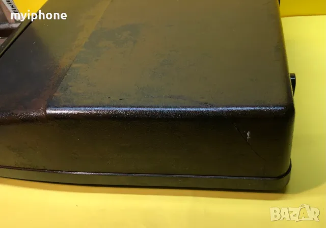 Пишеща Машина Silver-Reed 500 3 цвята Латиница нова лента топ състояние Made in Japan, снимка 14 - Антикварни и старинни предмети - 48814324