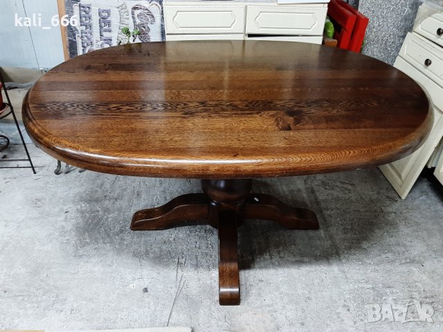 Масивна трапезна маса внос от Холандия 