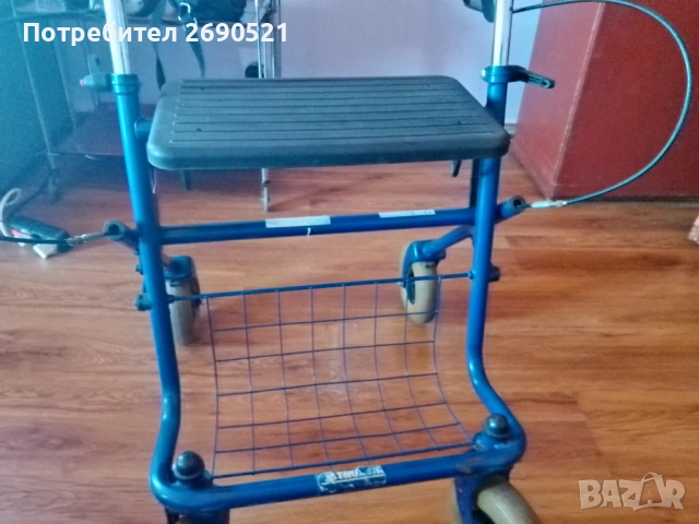 Продавам проходилка , снимка 2 - Ролатори - 51724102