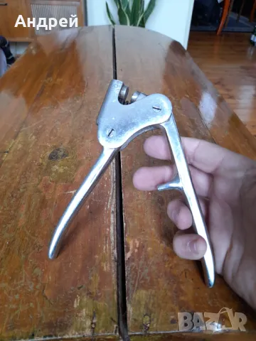 Стари клещи за пломбиране, снимка 2 - Други ценни предмети - 48801109