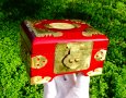 Луксозна кутия за бижута с нефрит и месингов обков. , снимка 1 - Антикварни и старинни предмети - 30563569