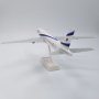 самолет Boeing 777-200 EL AL Israel Airlines 4X-ECC Pacmin - мащаб 1:100 (32 см.) пластмасов модел, снимка 3
