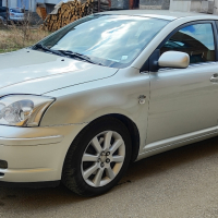 Toyota Avensis , снимка 9 - Автомобили и джипове - 44738945