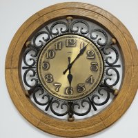 стенен часовник дърво/ковано желязо , снимка 1 - Стенни часовници - 44482922