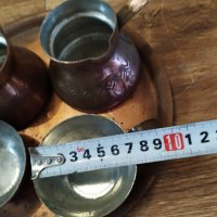 Меден сервиз за турско кафе 2 джезвета и 2 чаши с поднос, снимка 10 - Антикварни и старинни предмети - 42158913