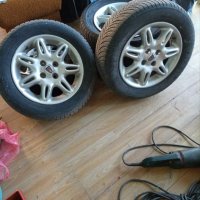 Зимни гуми 15 /rover 200, снимка 2 - Гуми и джанти - 39639714