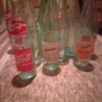 Стъклени бутилки от старото олио и от старите еднолитрови  , снимка 1 - Други - 38637424