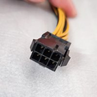 Захранващ кабел за видеокарта PCI-E 6-пин към 2×8-пин(6+2), снимка 5 - Кабели и адаптери - 42652539