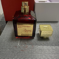 Maison Francis Kurkdjian Baccarat Rouge 540 Extrait De Parfum 70мл - Тестер - унисекс, снимка 2 - Унисекс парфюми - 44648342