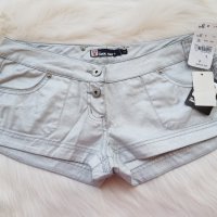 Нови сребристи къси панталони размер Л , снимка 4 - Къси панталони и бермуди - 29307965