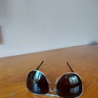 Луксозни слънчеви очила Burberry , снимка 4 - Слънчеви и диоптрични очила - 42064936