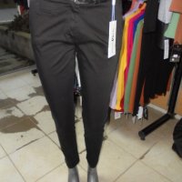 черни панталони с размери S,M, снимка 4 - Панталони - 38727040