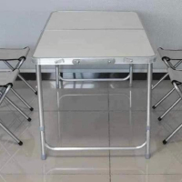 Комплект Сгъваема Маса и столове, снимка 1 - Други - 44803253