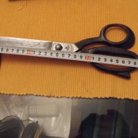 Шивашка ножица, снимка 3 - Антикварни и старинни предмети - 40717580