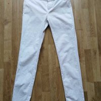 Бял дънков панталон , снимка 1 - Панталони - 30481043