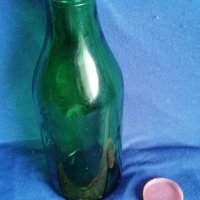 Соц 1 литър бутилка за мляко зелено стъкло с капачката, снимка 3 - Антикварни и старинни предмети - 30439903