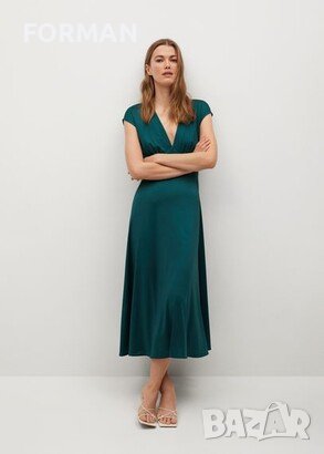УНИКАЛНА дълга сатетирана зелена рокля, снимка 1