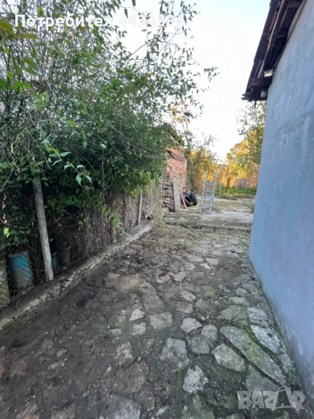 Двуетажна къща в град Павликени, снимка 1