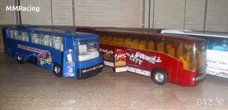 Метални автобуси, снимка 1