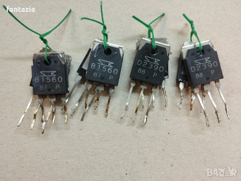 Продавам транзистори 2SB1560 2SD2390 Sanken 1560 2390, снимка 1
