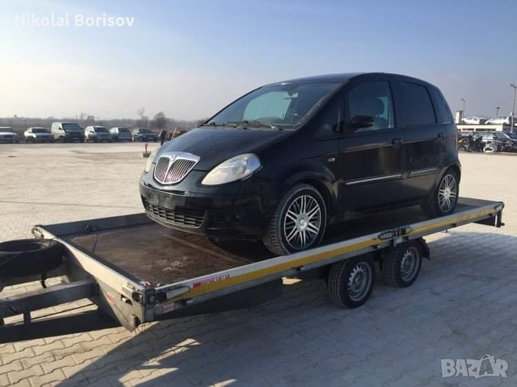 На части Lancia Musa 1.9 multijet, снимка 1